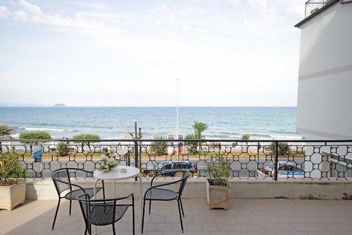 Aquilia 3*